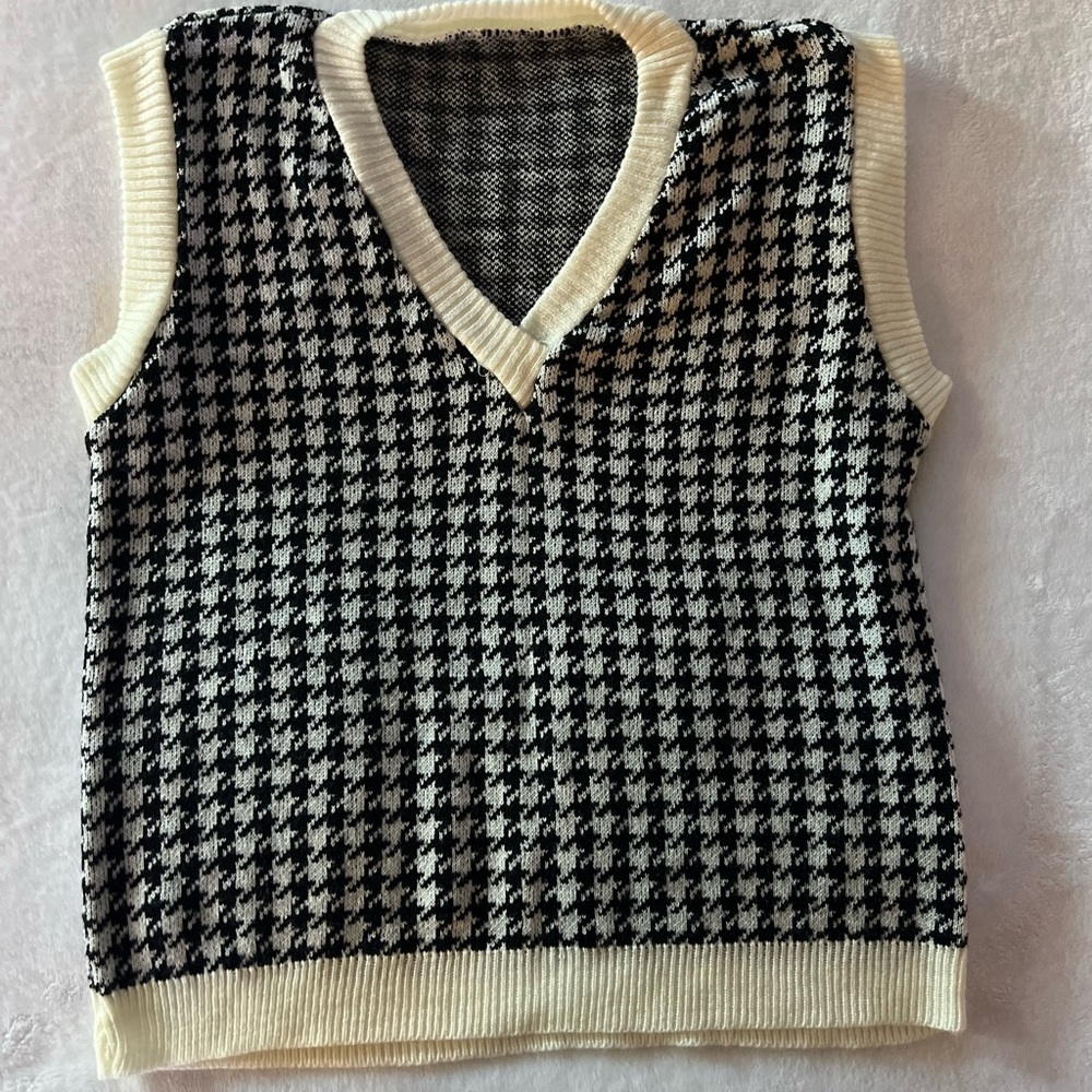 Size: S-M NEW!!!